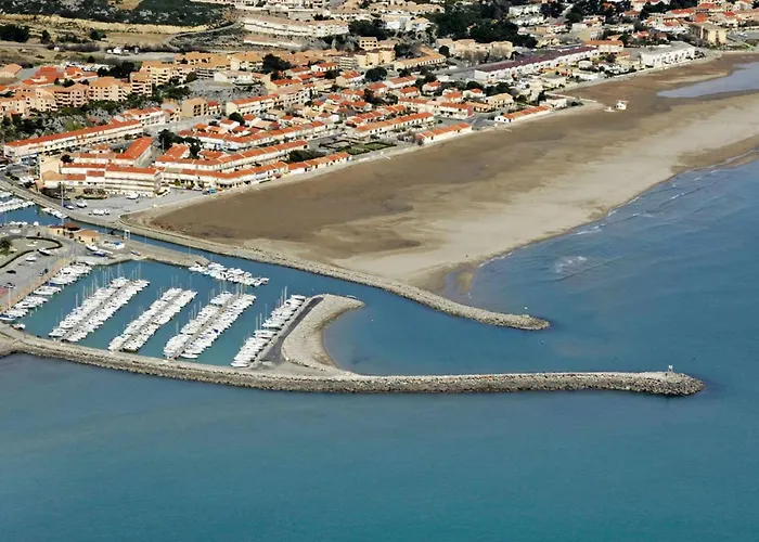 Rez-de-chaussee Avec Terrasse Et Parking A - Fr-1-619-150 * Narbonne